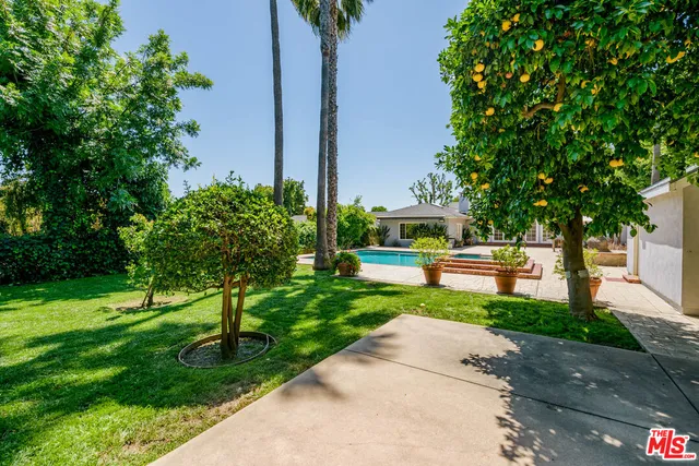 $10,500 | 8760 White Oak Avenue, Northridge, CA 91325