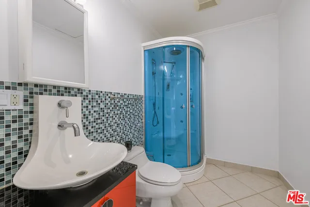 $10,500 | 8760 White Oak Avenue, Northridge, CA 91325