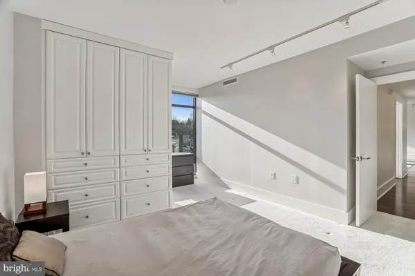 $799,900 | 2818 Connecticut Avenue Northwest, Unit 502, Washington, DC 20008