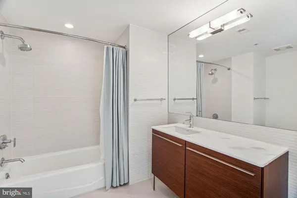 $799,900 | 2818 Connecticut Avenue Northwest, Unit 502, Washington, DC 20008