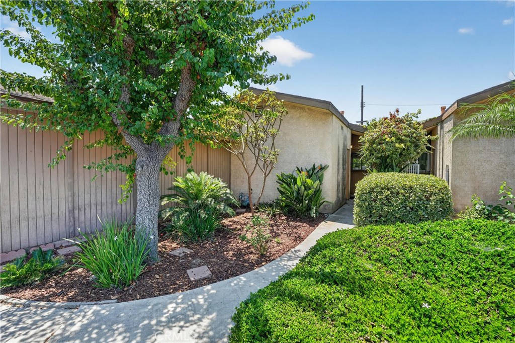 2901 West Ball Road, Unit 4 Anaheim, CA 92804 - Photo 6 of 61