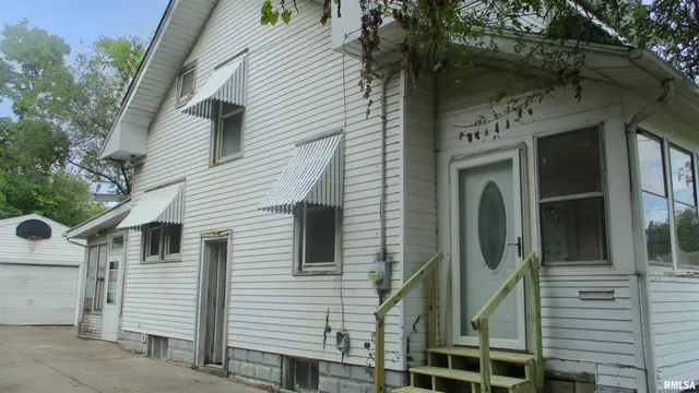 $30,000 | 1017 West Willcox Avenue, Peoria, IL 61604