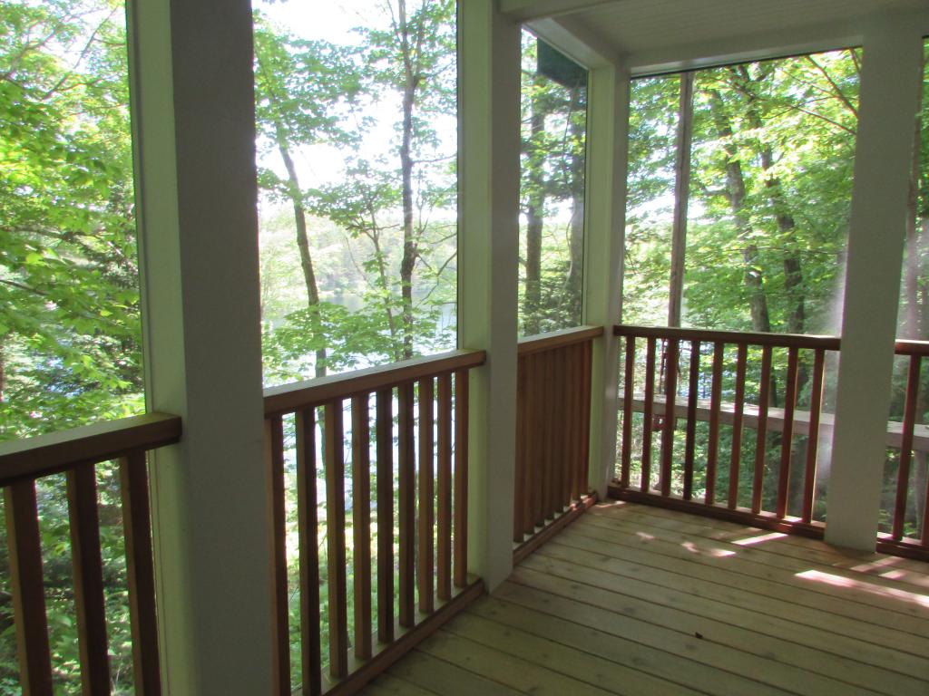 5 Shore Road Grafton, NH 03240 - Photo 2 of 11