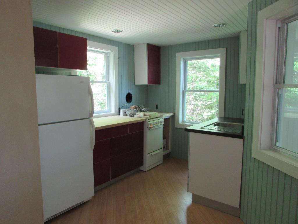 5 Shore Road Grafton, NH 03240 - Photo 6 of 11