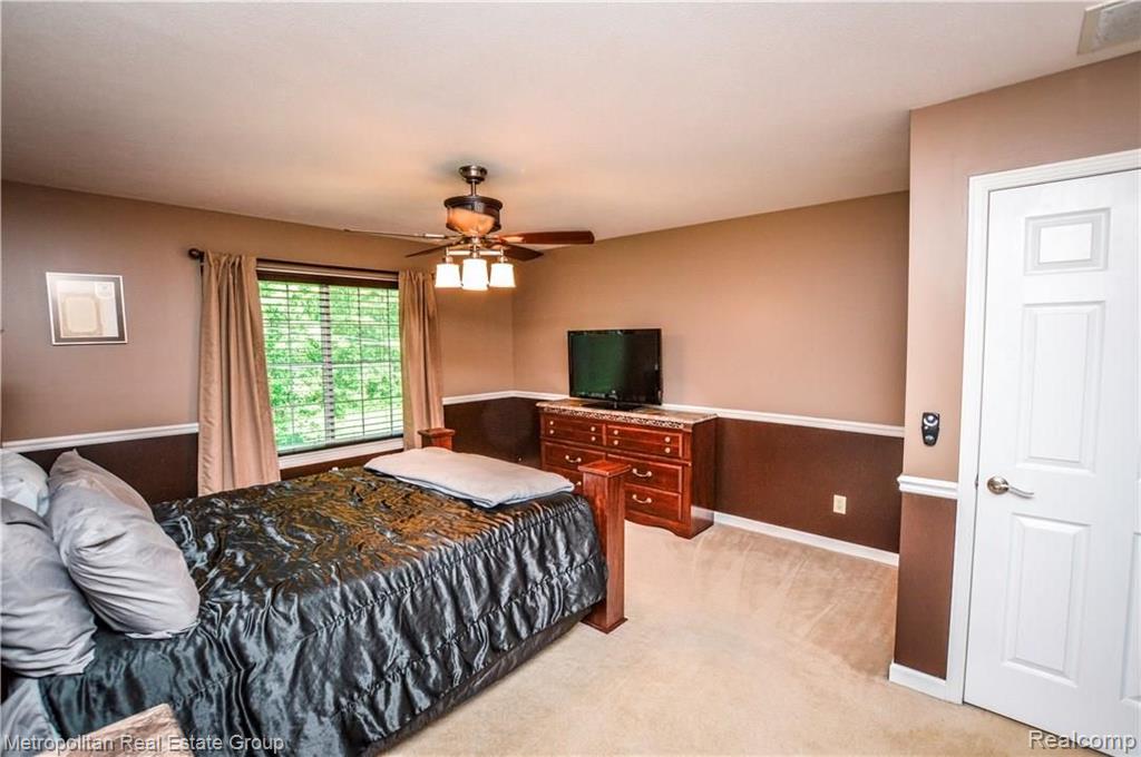 31623 Folsom Road Farmington Hills, MI 48336 - Photo 13 of 30