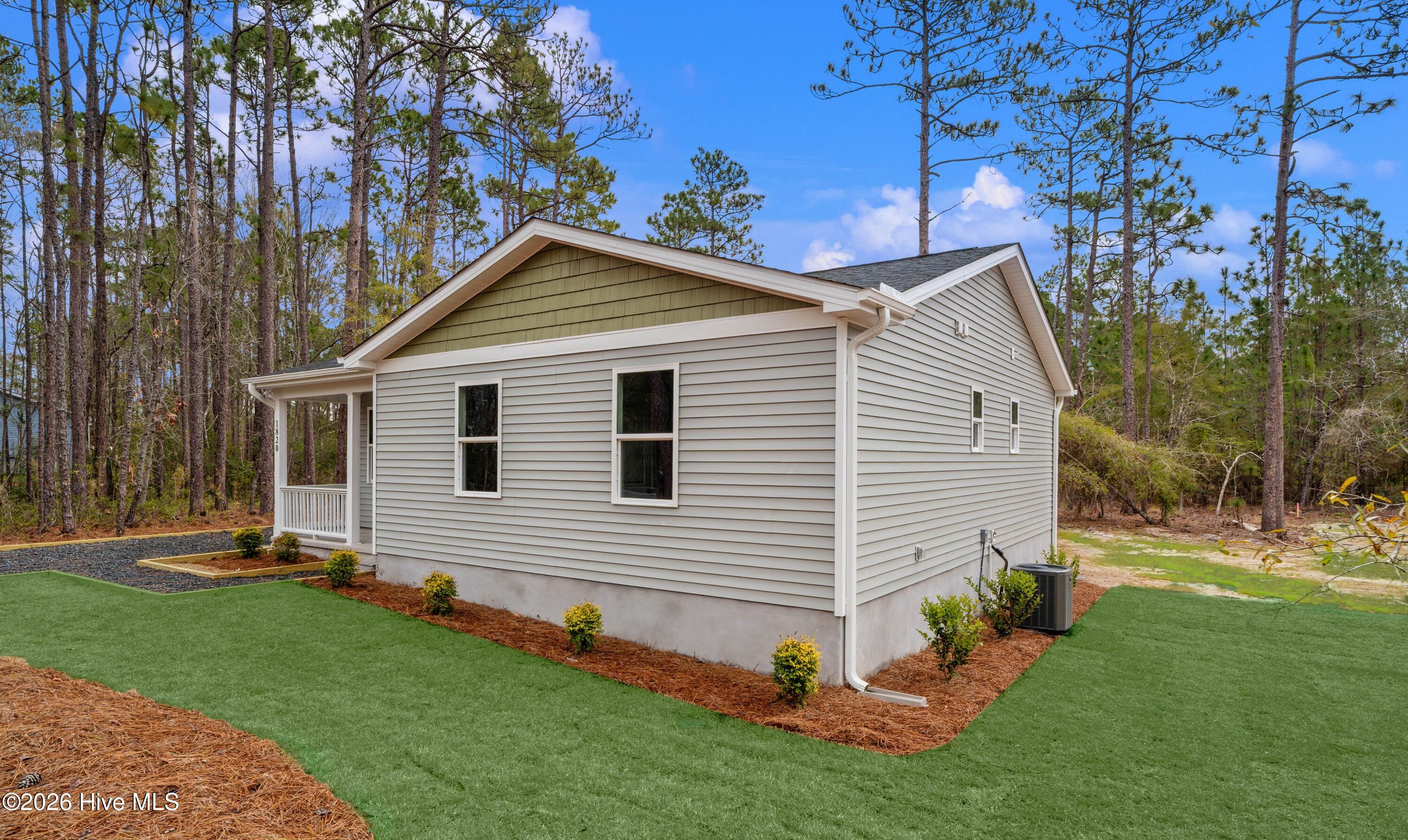 1820 Raeford Road Southport, NC 28461 - Photo 4 of 33 A7300021