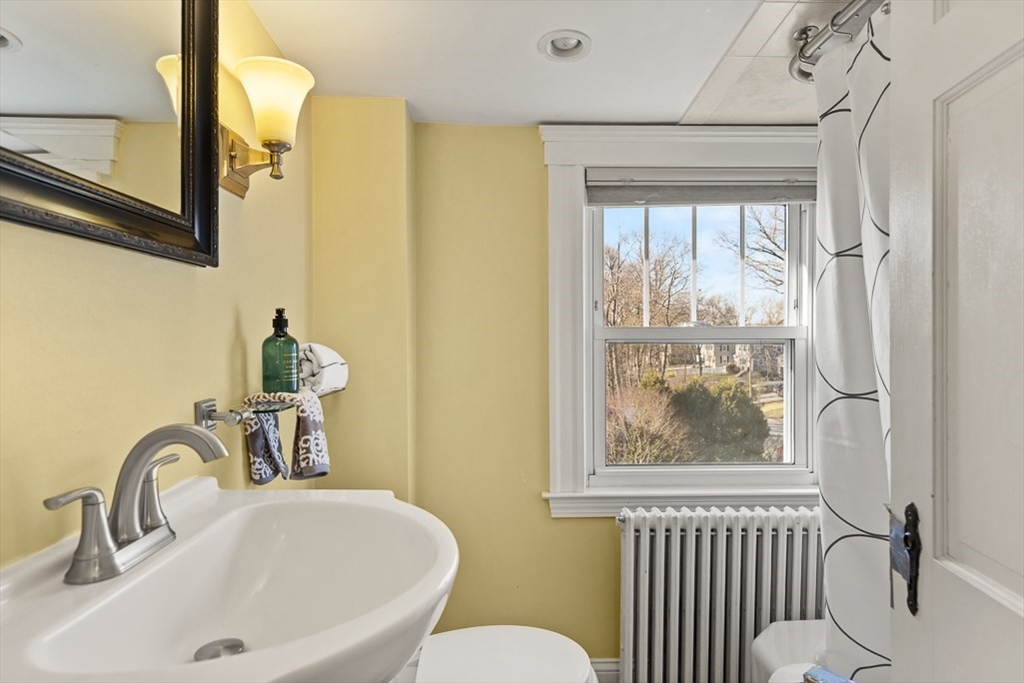 38 Weston Road Reading, MA 01867 - Photo 31 of 39 Gallery Image 31