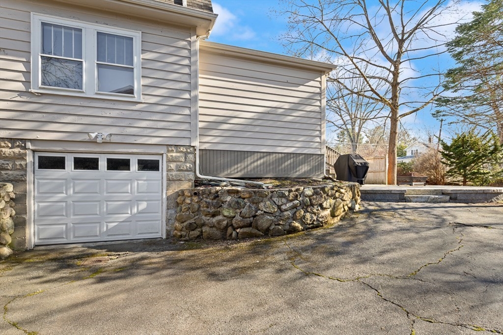 38 Weston Road Reading, MA 01867 - Photo 32 of 39 Gallery Image 32