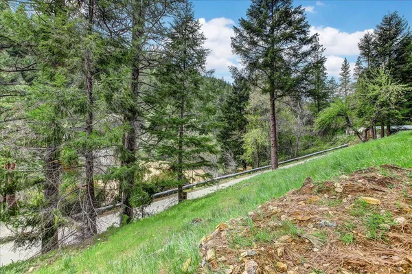 $89,000 | 118 East River Street, Downieville, CA 95936