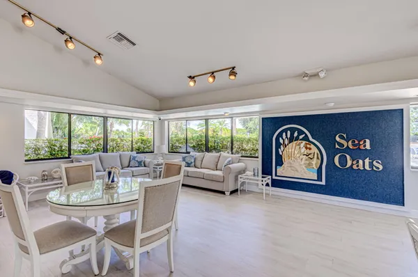 $517,995 | 402 Sea Oats Drive, Unit G, Juno Beach, FL 33408