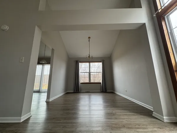 $299,000 | 429 Prairieview Drive, Oswego, IL 60543