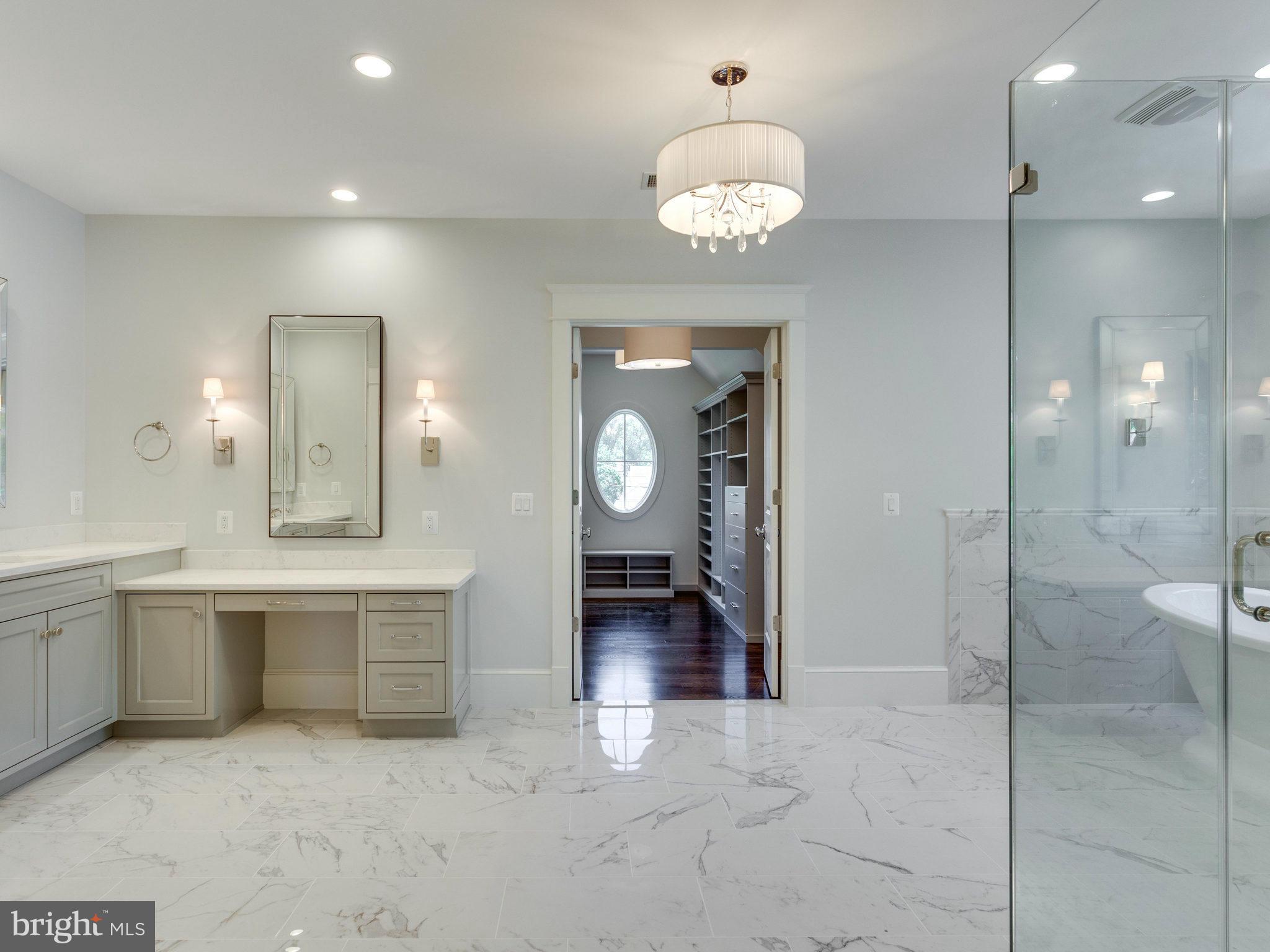 7100 Capitol View Drive McLean, VA 22101 - Photo 17 of 29 Spa Master Bath