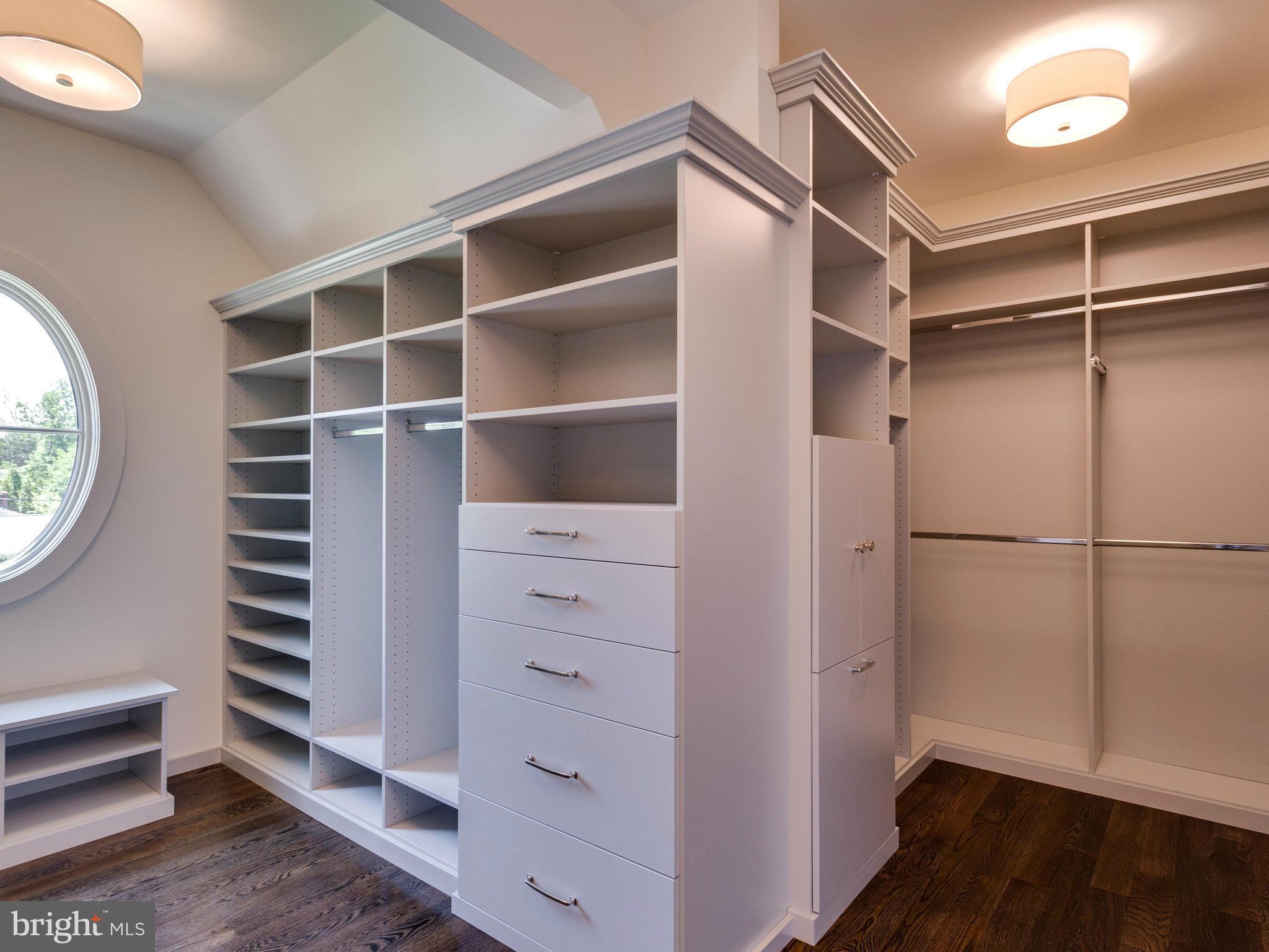 7100 Capitol View Drive McLean, VA 22101 - Photo 22 of 29 Master Bedroom Suite Closet