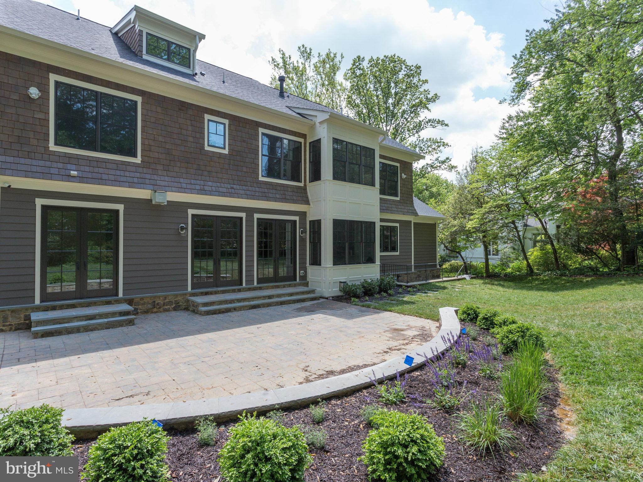 7100 Capitol View Drive McLean, VA 22101 - Photo 27 of 29 Patio at Spacious Rear Yard