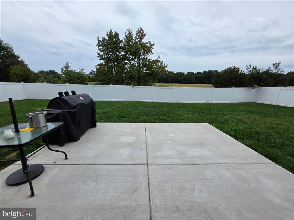 128 Mariners Way Cambridge, MD 21613 - Photo 3 of 20