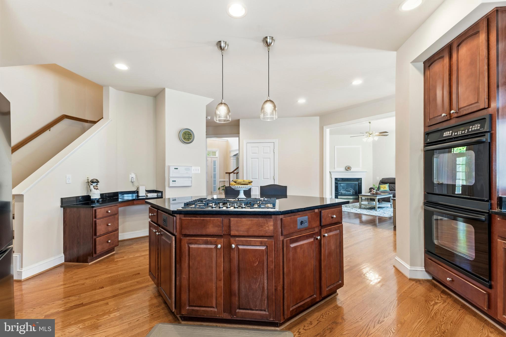 16001 Tryon Way Gainesville, VA 20155 - Photo 32 of 99