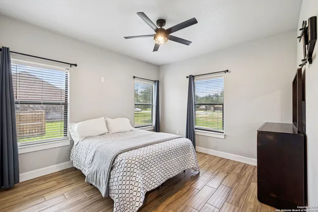 $629,900 | 177 East Short Meadow Drive, Lytle, TX 78052