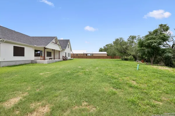 $629,900 | 177 East Short Meadow Drive, Lytle, TX 78052