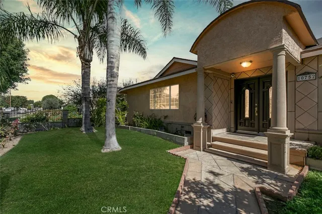 $1,100,000 | 10752 Gerald Avenue, Granada Hills, CA 91344