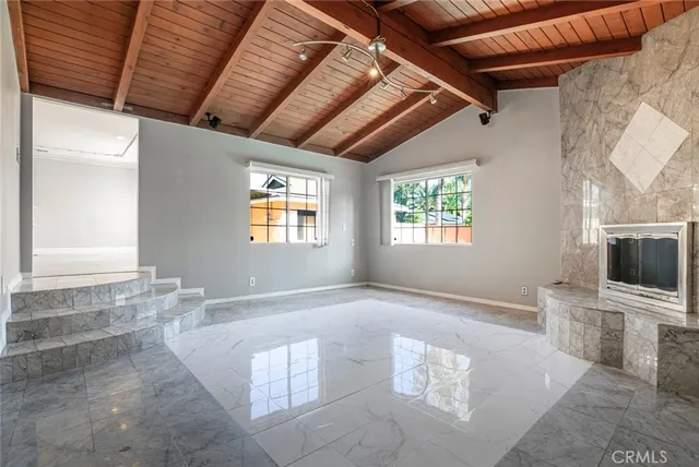 $1,100,000 | 10752 Gerald Avenue, Granada Hills, CA 91344