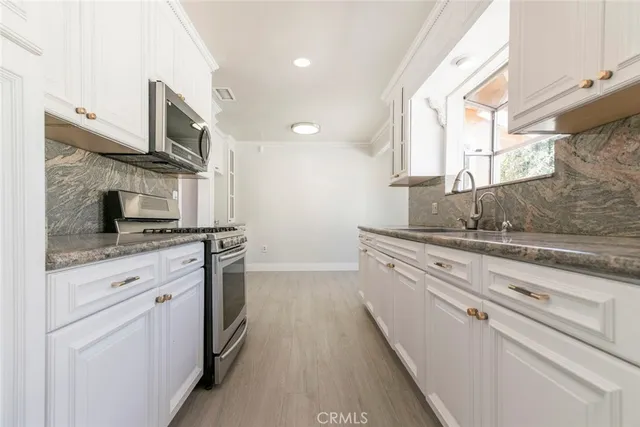 $1,100,000 | 10752 Gerald Avenue, Granada Hills, CA 91344