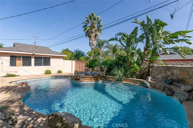 $1,100,000 | 10752 Gerald Avenue, Granada Hills, CA 91344