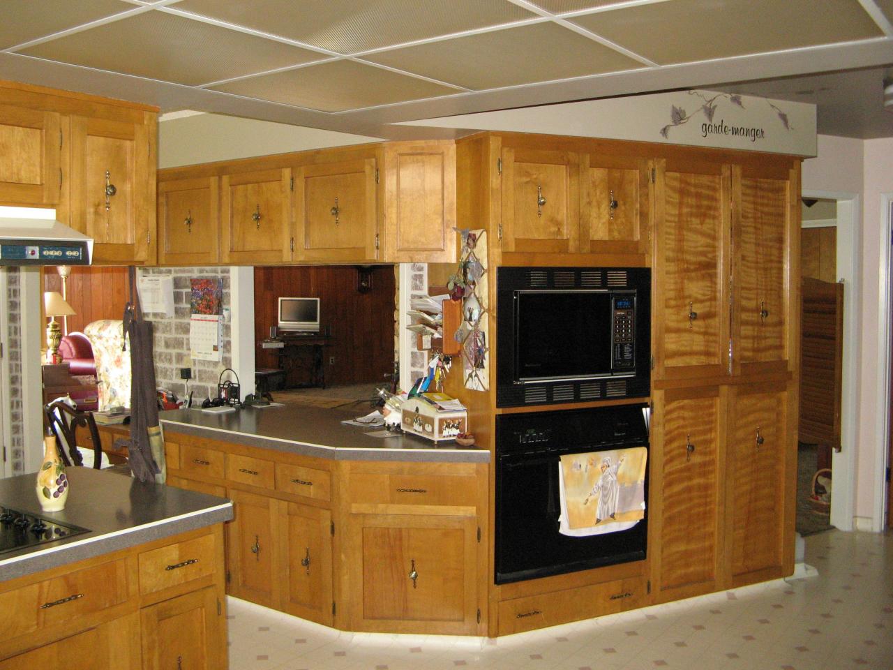 3483 Riverside Drive Anderson, CA 96007 - Photo 4 of 10 Kitchen