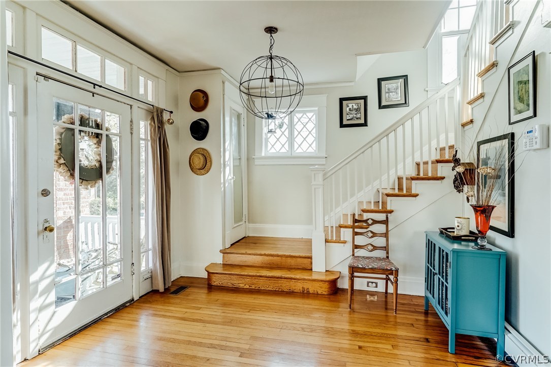 607 Overbrook Road Richmond, VA 23222 - Photo 9 of 40 Do foyers get any more welcoming? Custom light fix
