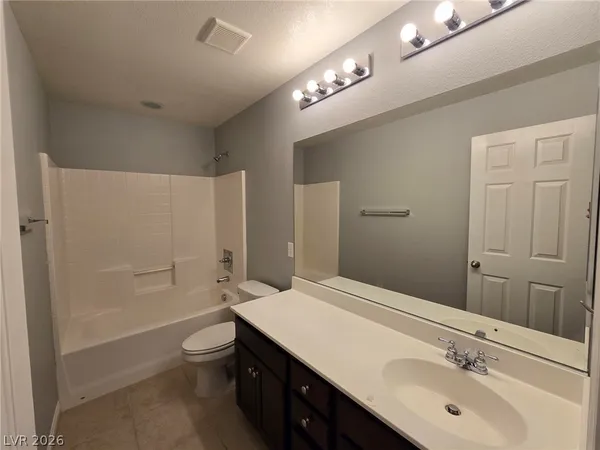 $2,000 | 8140 Misty Horizon Court, Las Vegas, NV 89113
