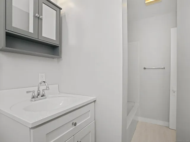 $5,750 | 29 Redfield Road, Fairfield, CT 06824