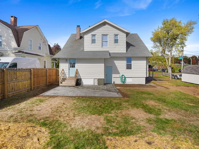 $5,750 | 29 Redfield Road, Fairfield, CT 06824