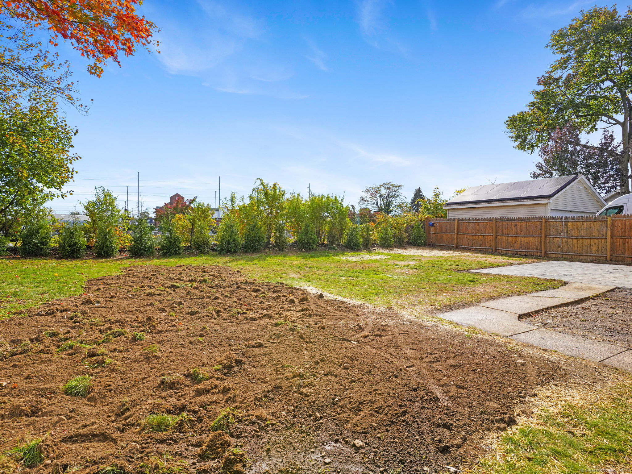 29 Redfield Road Fairfield, CT 06824 - Photo 32 of 37 a view of a lake with houses