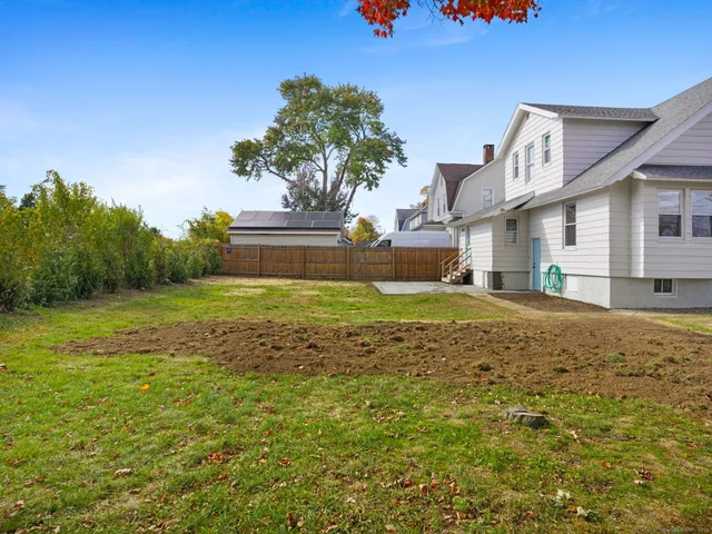 $5,750 | 29 Redfield Road, Fairfield, CT 06824