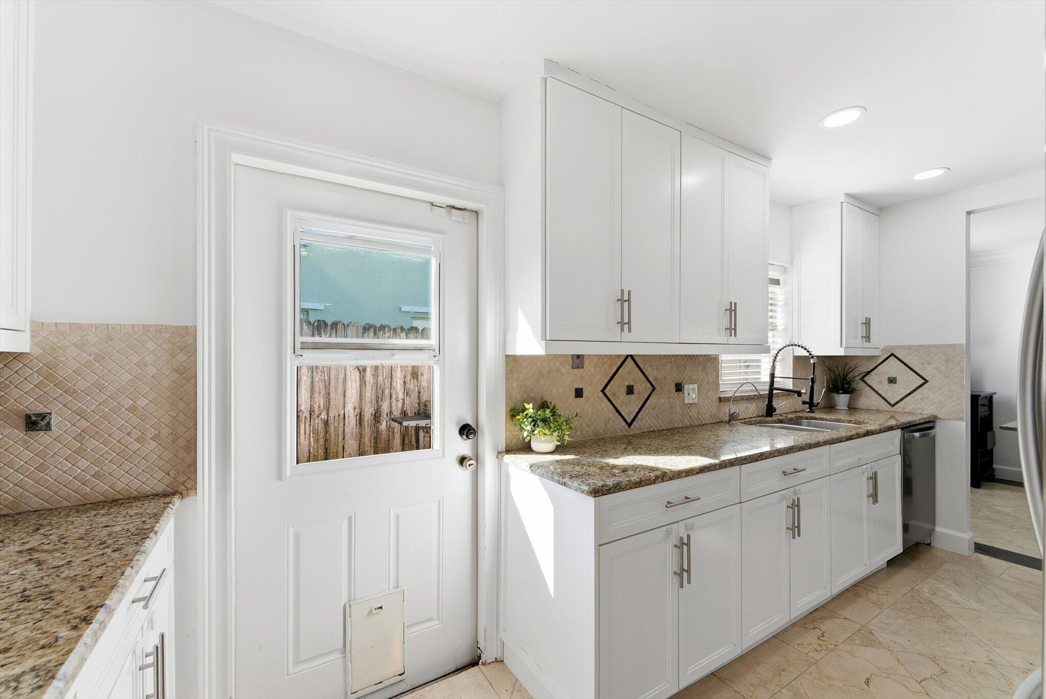 1125 Rhapsody Way Royal Palm Beach, FL 33411 - Photo 10 of 39 08-8