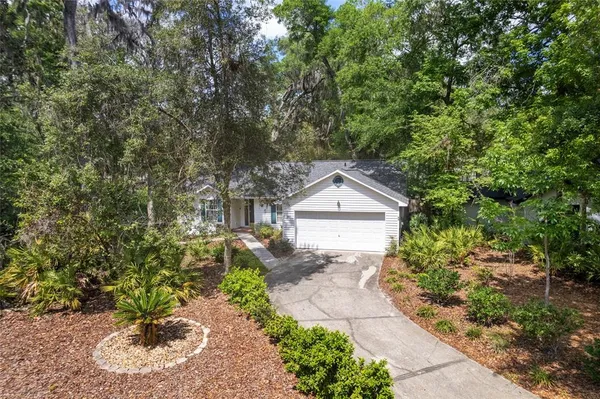 $315,000 | 1047 Northwest 41st Drive, Gainesville, FL 32605
