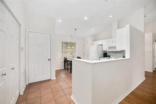 $315,000 | 1047 Northwest 41st Drive, Gainesville, FL 32605