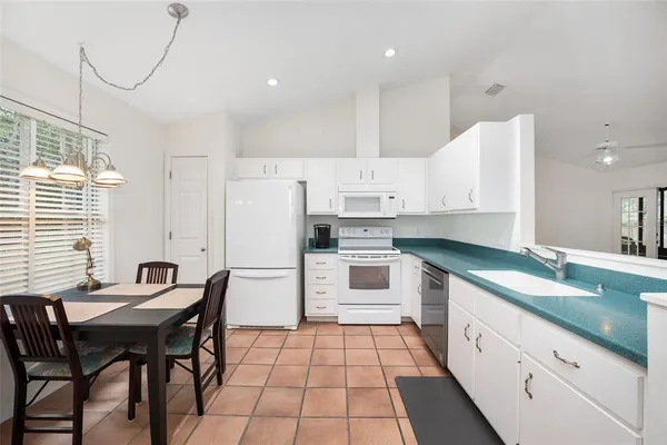 $315,000 | 1047 Northwest 41st Drive, Gainesville, FL 32605