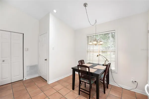 $315,000 | 1047 Northwest 41st Drive, Gainesville, FL 32605