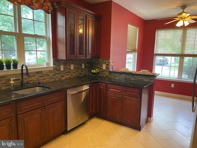 80 Windsor Pond Road Princeton Junction, NJ 08550 - Photo 7 of 33