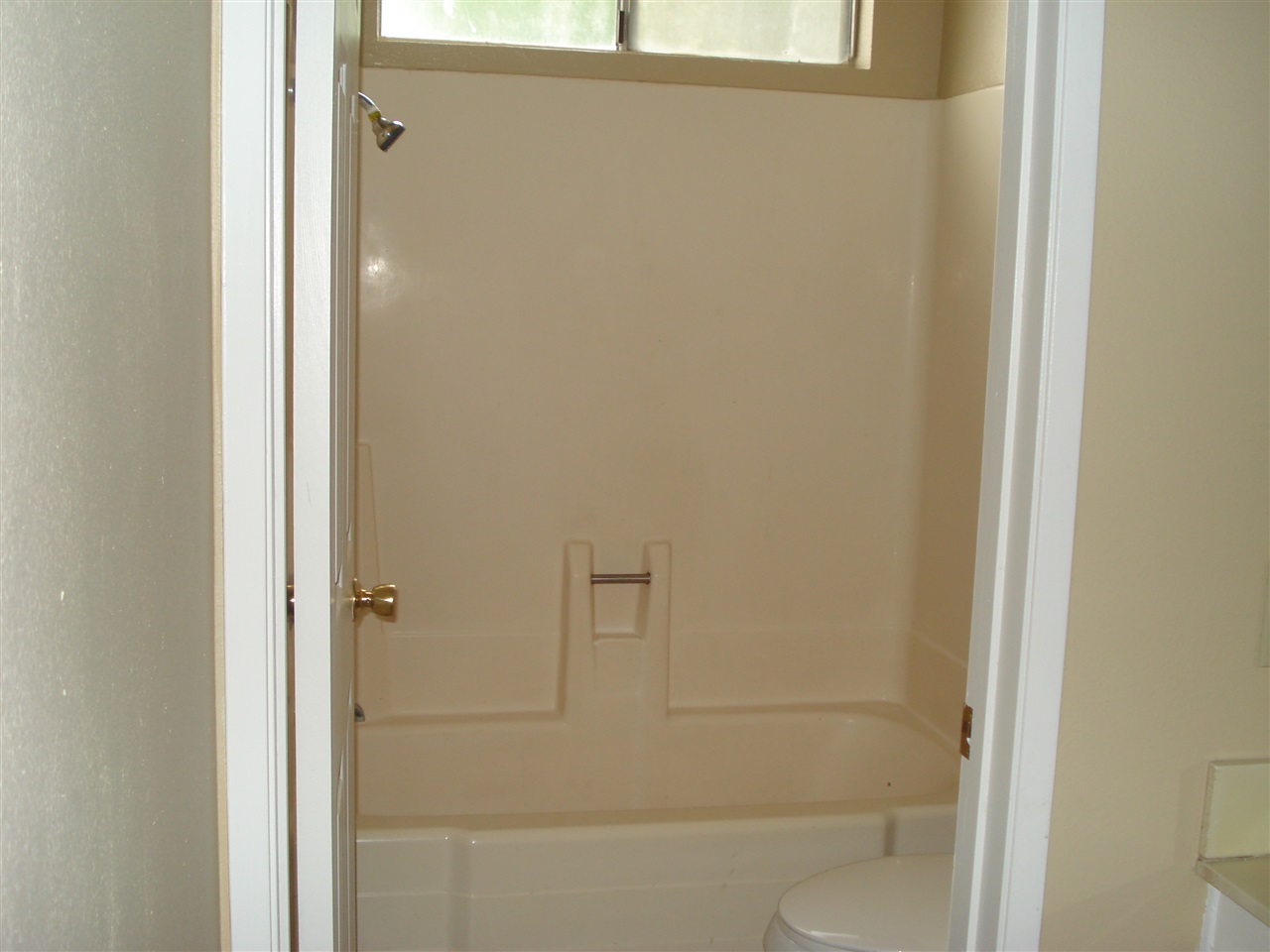 9740 Notnil Court Santee, CA 92071 - Photo 16 of 25 Gallery Image 16