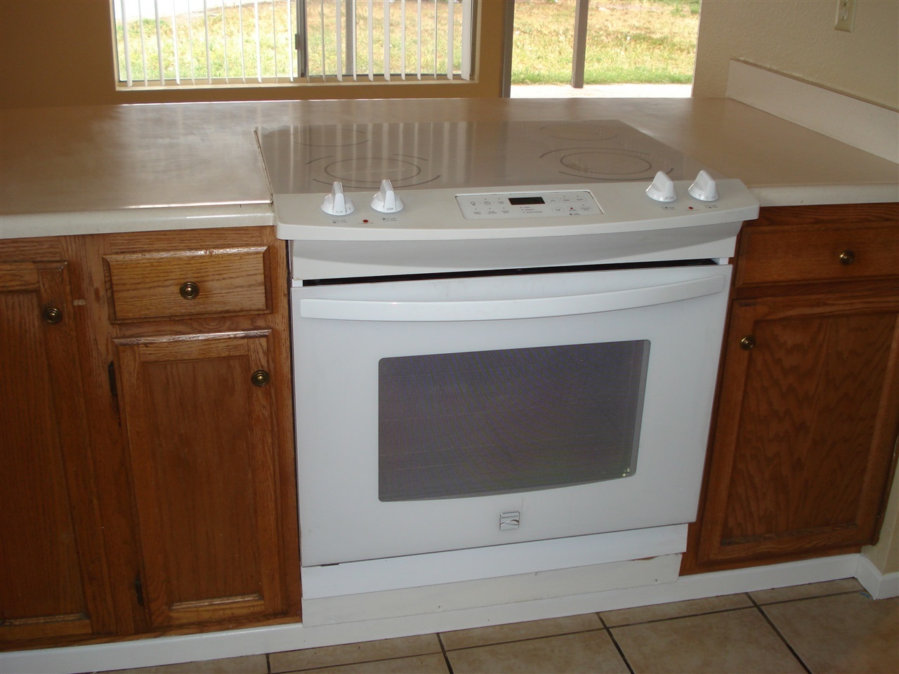 9740 Notnil Court Santee, CA 92071 - Photo 10 of 25 Gallery Image 10