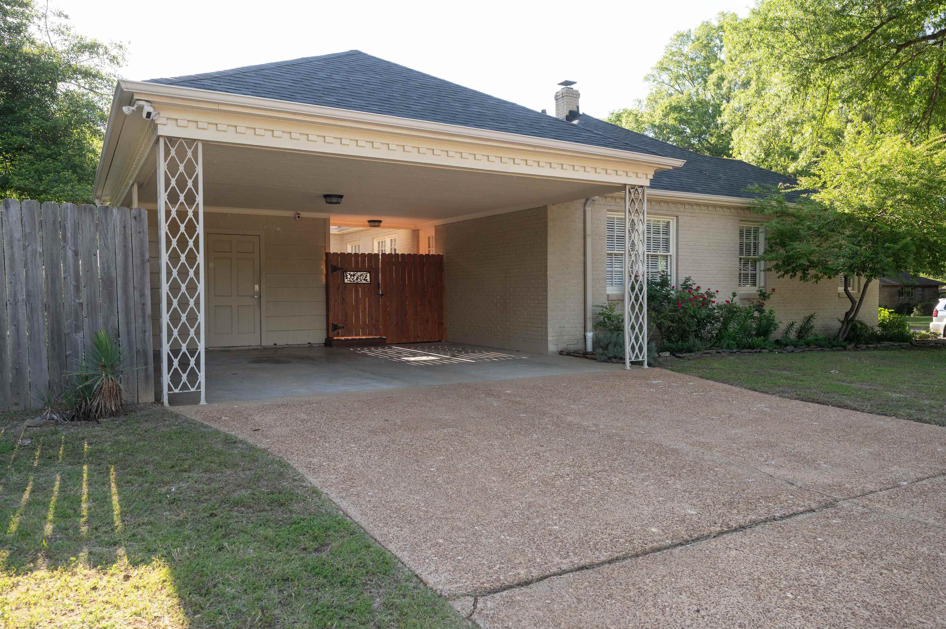 5169 Sequoia Road Memphis, TN 38117 - Photo 17 of 18