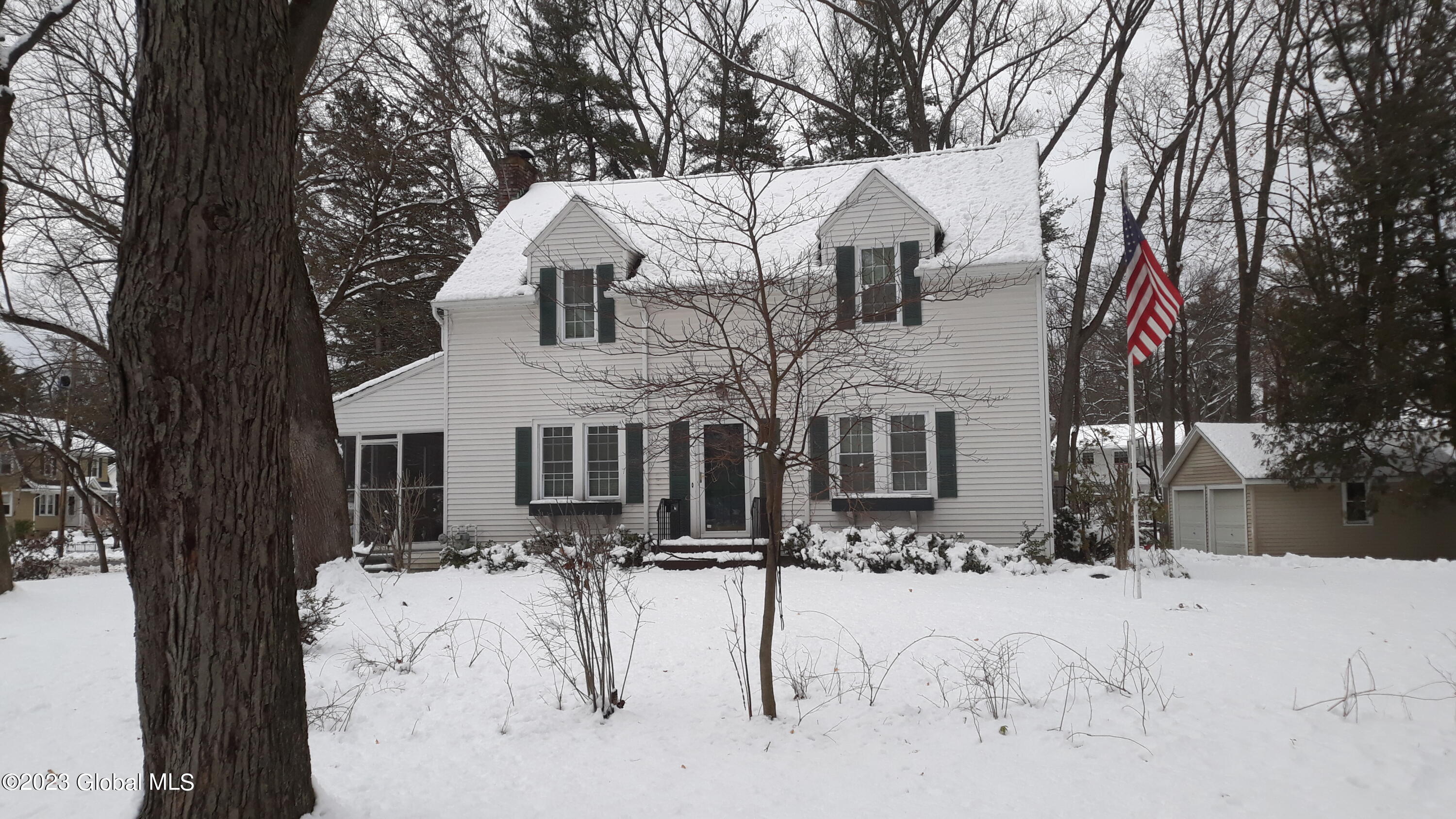 2 Douglas Road Bethlehem, NY 12054 - Photo 1 of 30 20230124_122906
