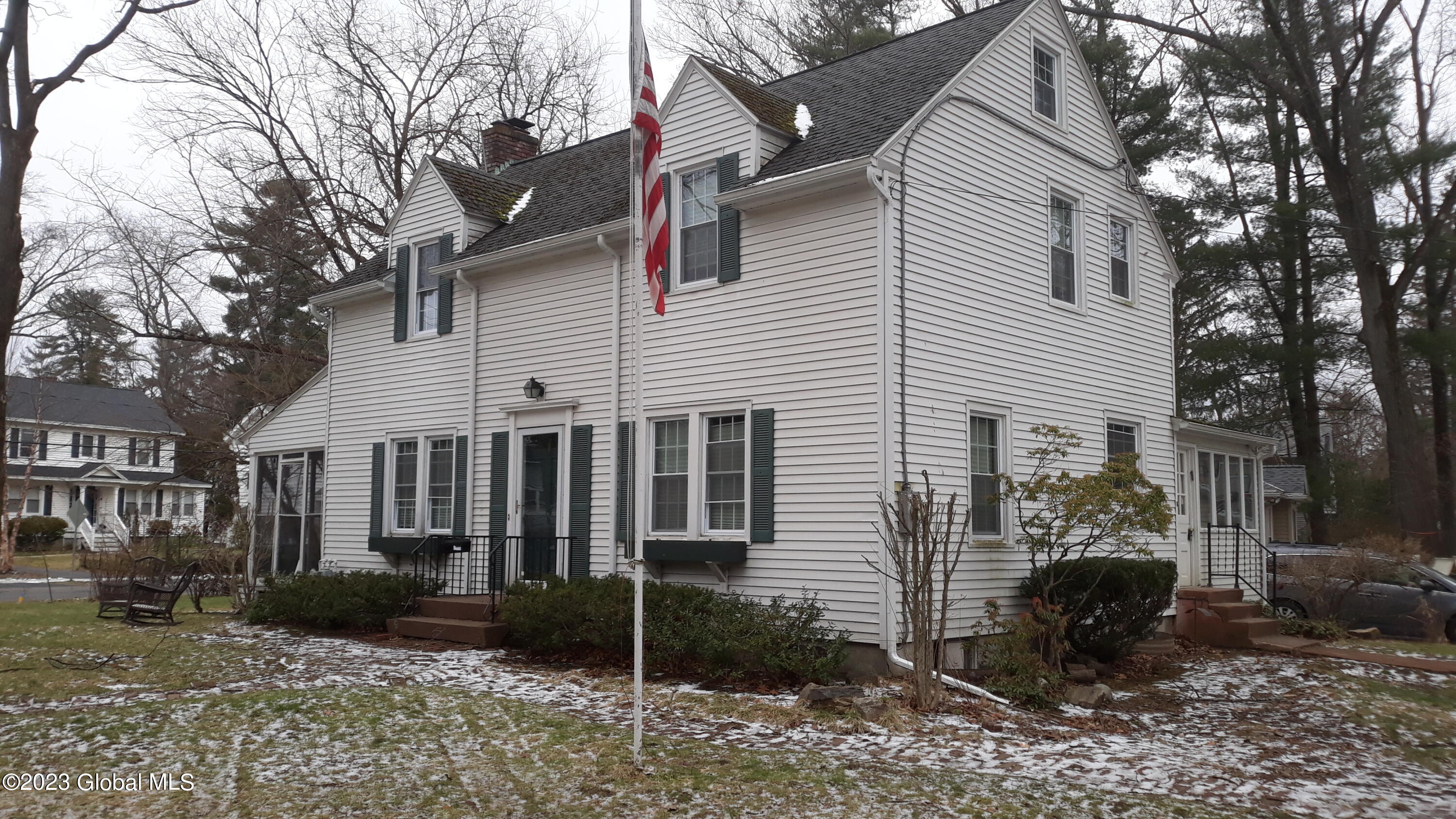 2 Douglas Road Bethlehem, NY 12054 - Photo 27 of 30 20230122_142700