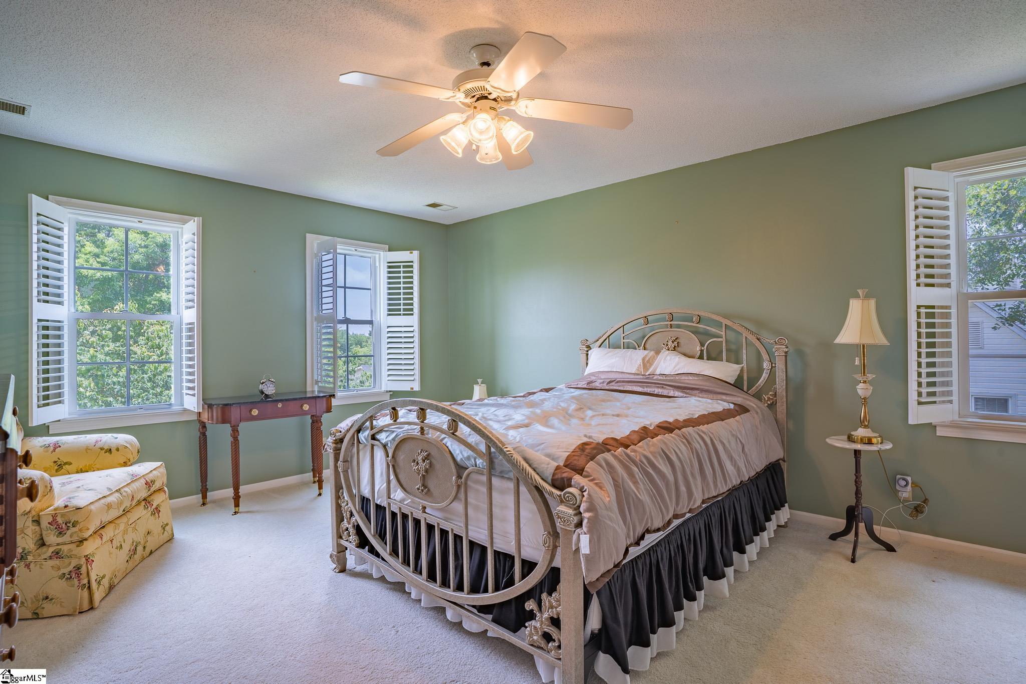102 Woodside Crossing Greenville, SC 29607 - Photo 16 of 32