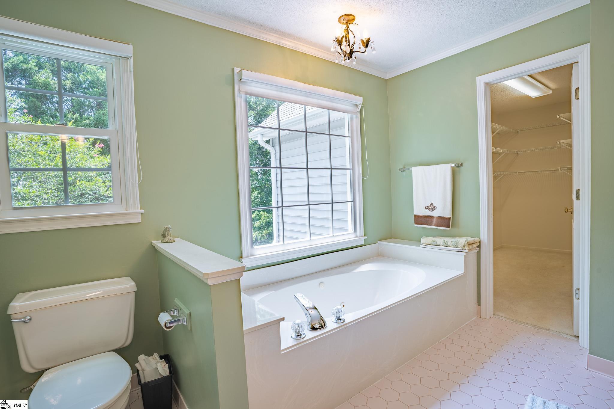 102 Woodside Crossing Greenville, SC 29607 - Photo 18 of 32