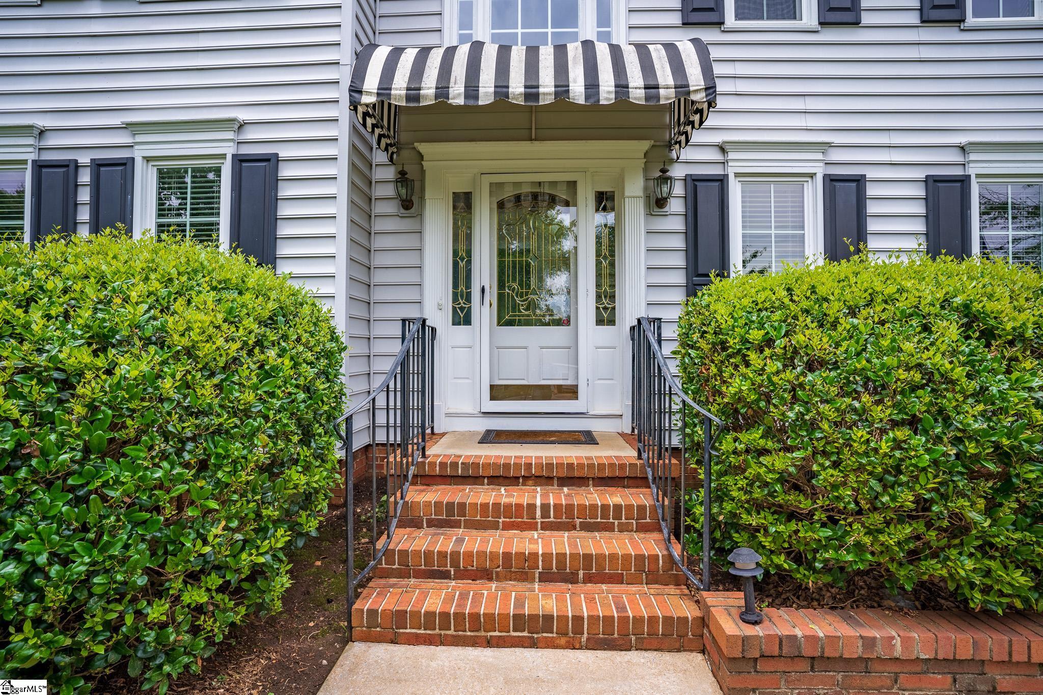 102 Woodside Crossing Greenville, SC 29607 - Photo 2 of 32