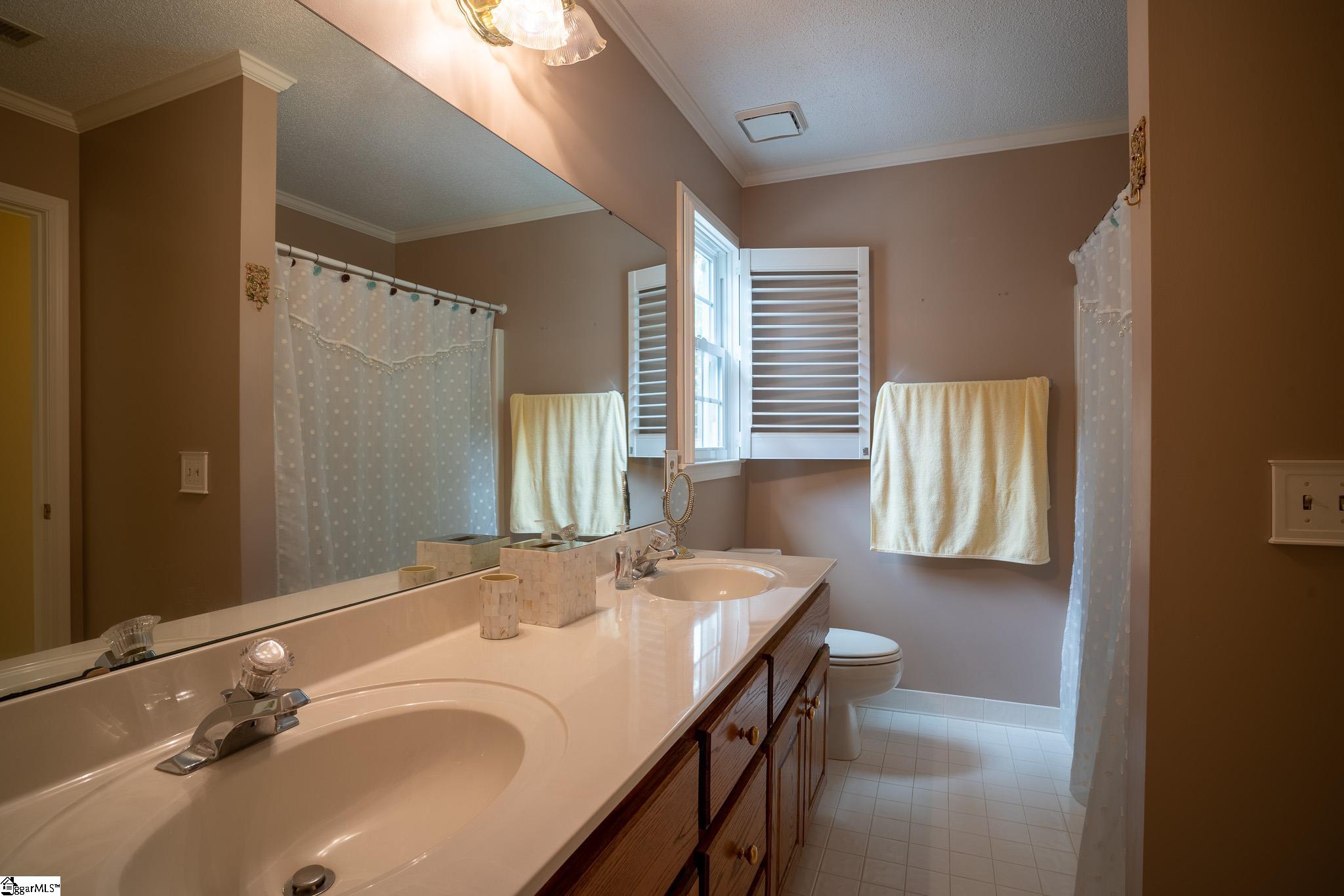 102 Woodside Crossing Greenville, SC 29607 - Photo 21 of 32