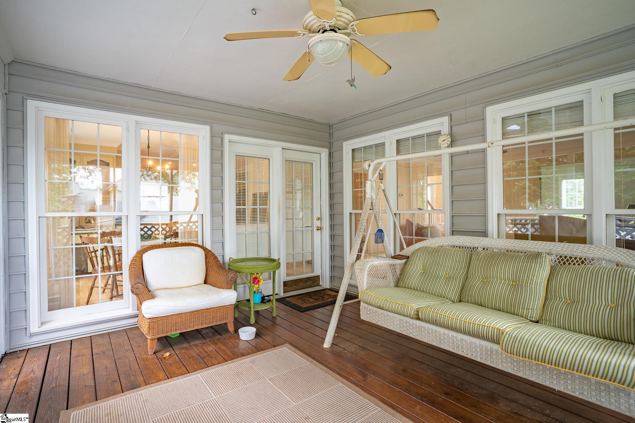 102 Woodside Crossing Greenville, SC 29607 - Photo 24 of 32