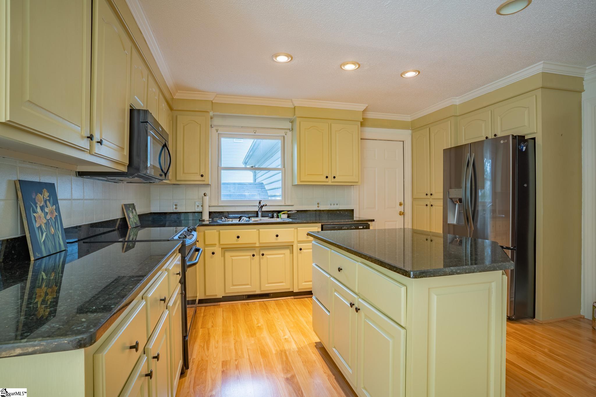 102 Woodside Crossing Greenville, SC 29607 - Photo 9 of 32